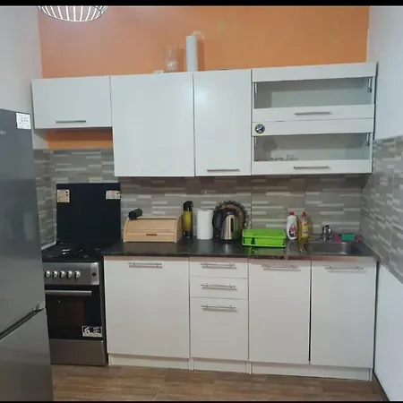 בית נופש Anis *