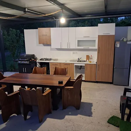 Anis - River Side Heated Pool&jacuzzi Holiday home