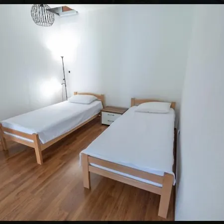 Anis - River Side Heated Pool&jacuzzi Holiday home Bihac