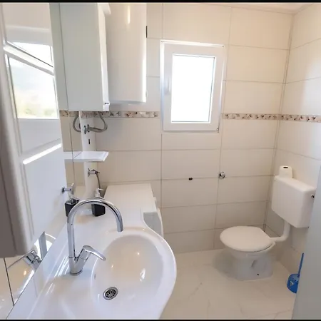Holiday home Anis - River Side Heated Pool&jacuzzi *