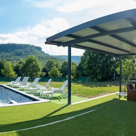 Anis - River Side Heated Pool&jacuzzi Holiday home Bihac