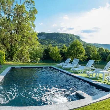 Anis - River Side Heated Pool&jacuzzi Holiday home *