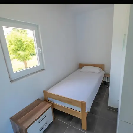 Anis - River Side Heated Pool&jacuzzi Holiday home Bihac