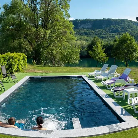 Anis - River Side Heated Pool&jacuzzi *