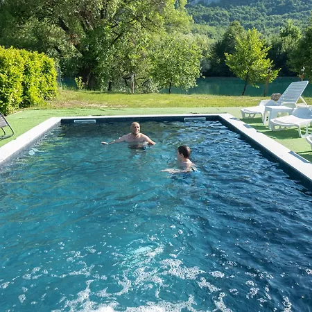 Anis - River Side Heated Pool&jacuzzi